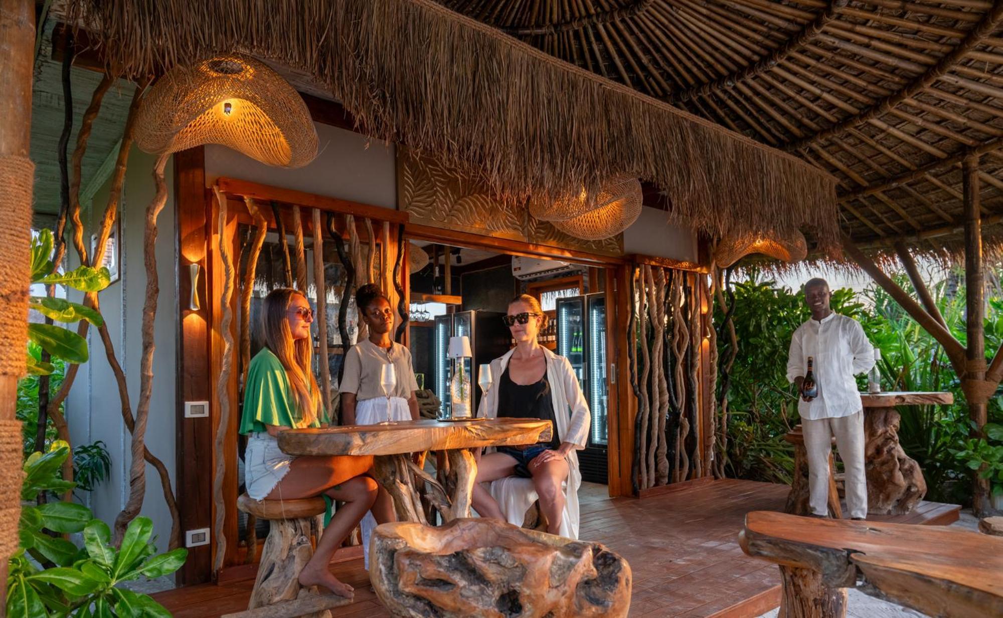 Sensations Eco-Chic Hotel Pwani Mchangani Εξωτερικό φωτογραφία